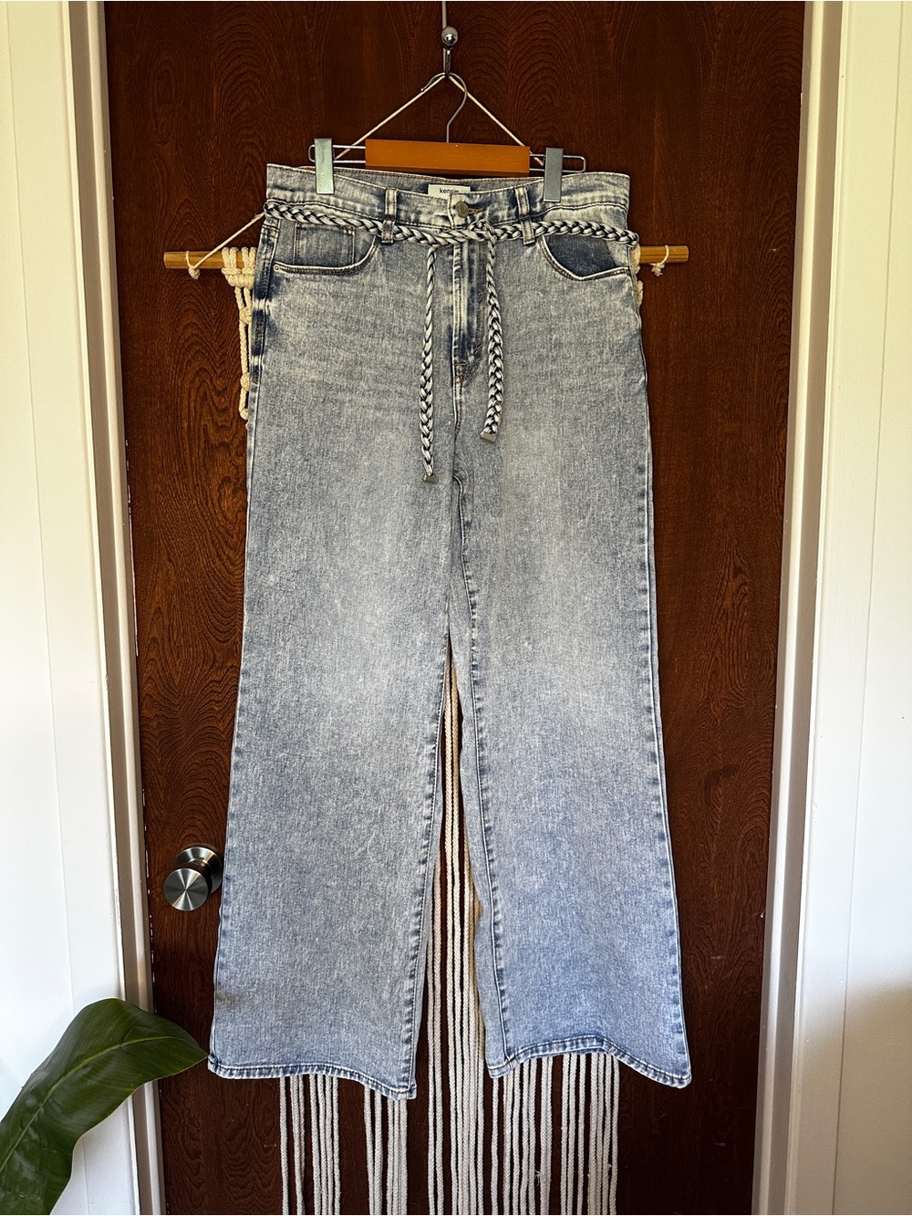 Kensie Light Wash Wide Leg Jeans